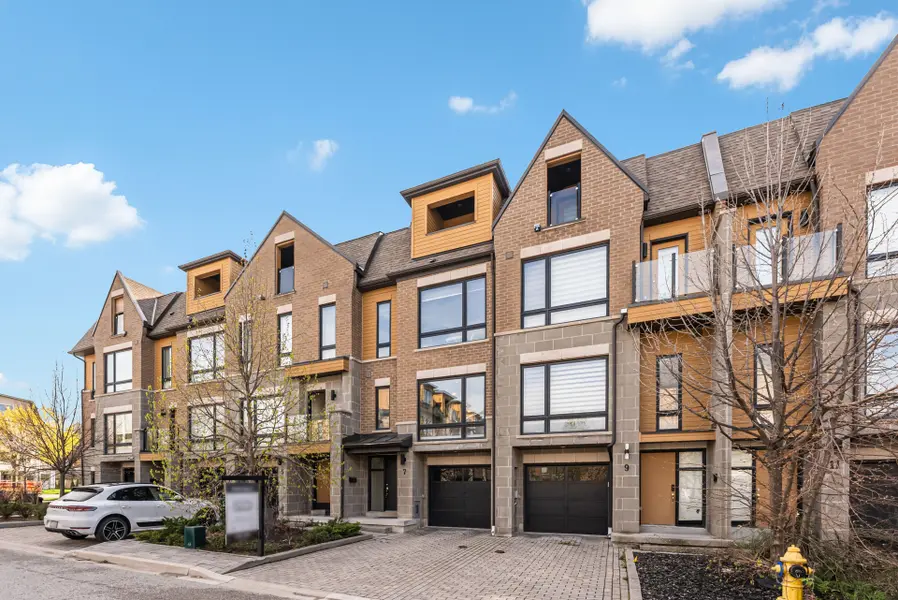 7 Kenneth Wood CRES, Toronto C14, ON M2N 0K3