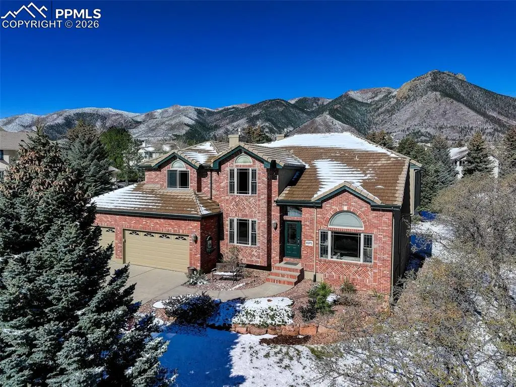 8370 Bluffview WAY, Colorado Springs, CO 80919