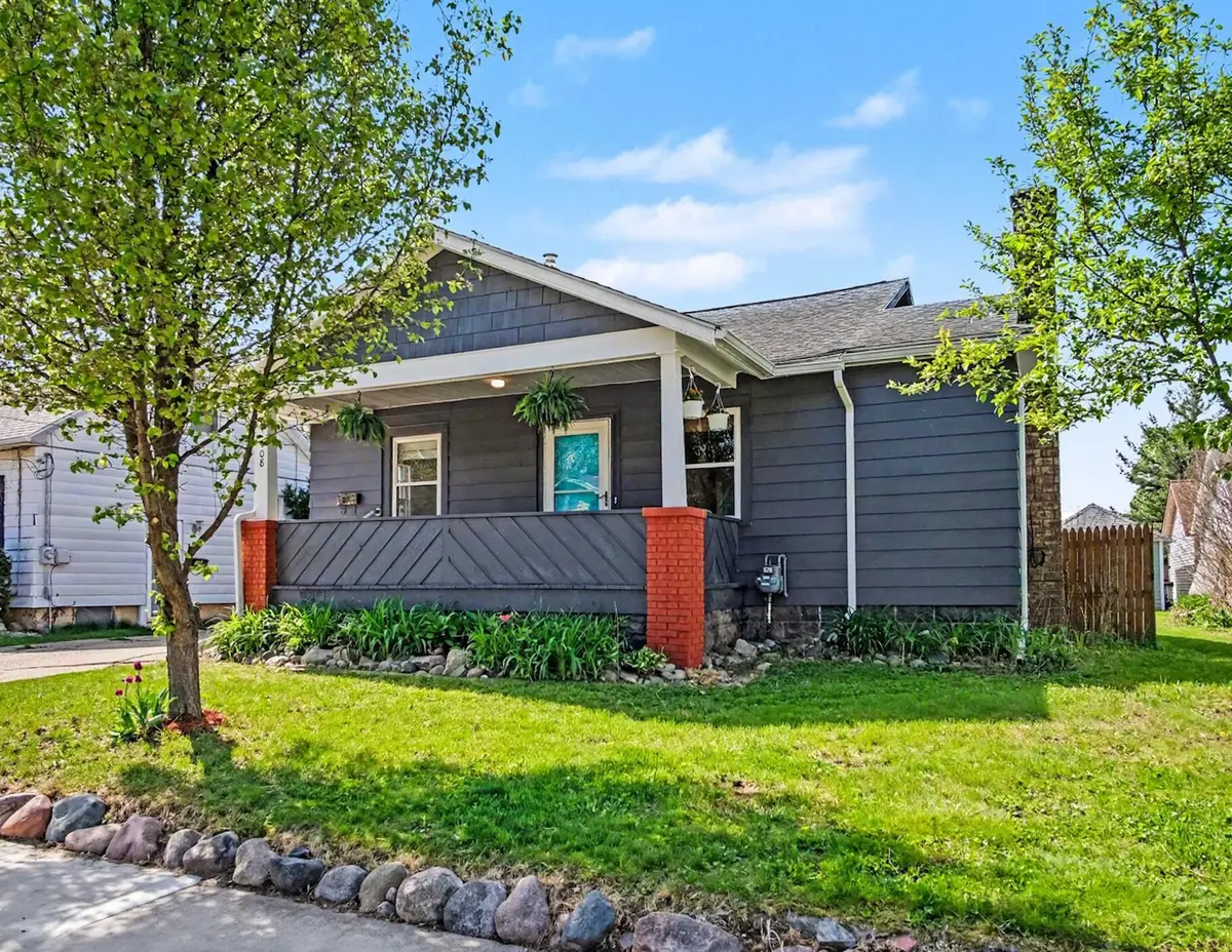 408 Kenwood ST NE, City Of Grand Rapids, MI 49505