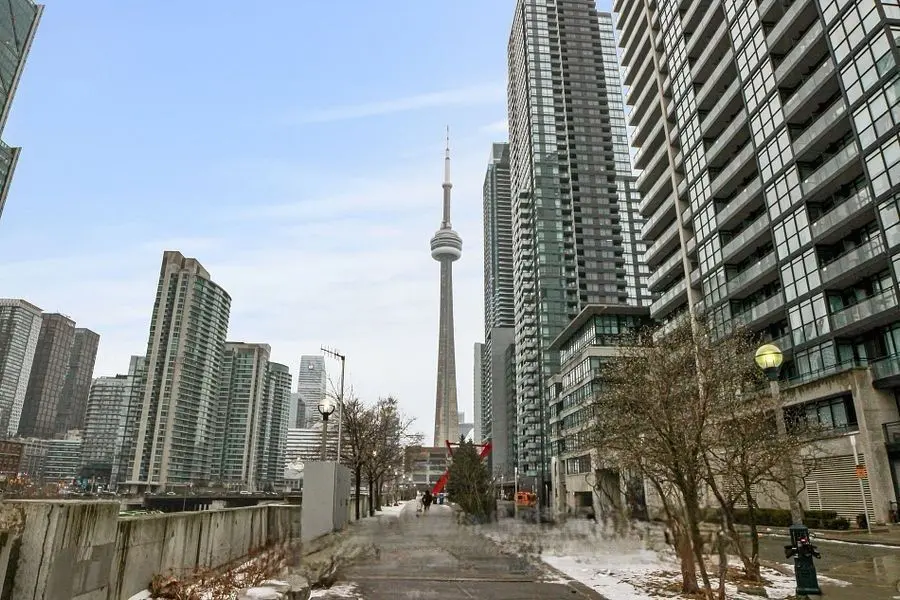 25 Capreol CT #1901, Toronto C01, ON M5V 3Z7