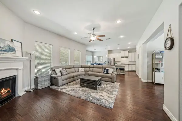 152 Spanish Oak Drive, Krugerville, TX 76227