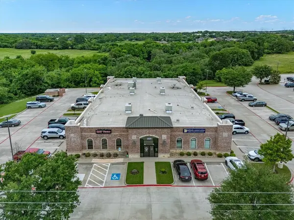 2025 FORT WORTH Highway #100, Weatherford, TX 76086