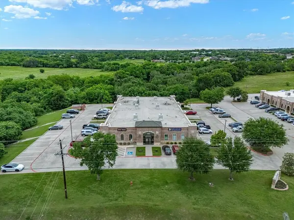 2025 FORT WORTH Highway #100, Weatherford, TX 76086