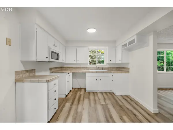 5465 RED LEAF DR, Salem, OR 97306