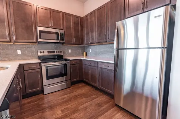 320 Valley St #309, South Orange Village Twp., NJ 07079