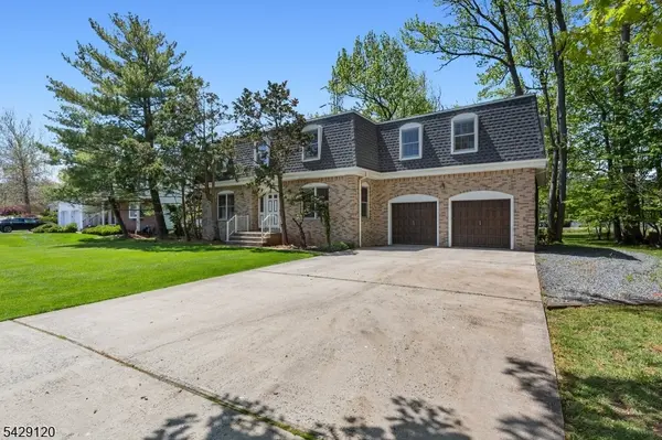 97 Roxy Ave, Edison Twp., NJ 08820