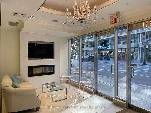 263 Wellington ST W #101, Toronto C01, ON M5V 3E6