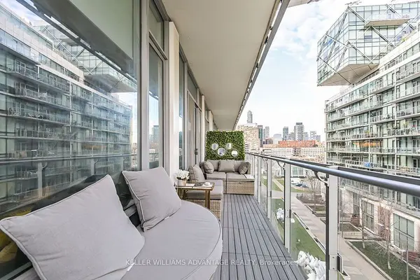 29 Queens Quay E #616, Toronto C08, ON M5E 0A4