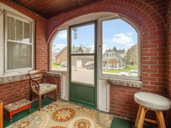 37 Highland AVE, Fort Erie, ON L2A 2X6