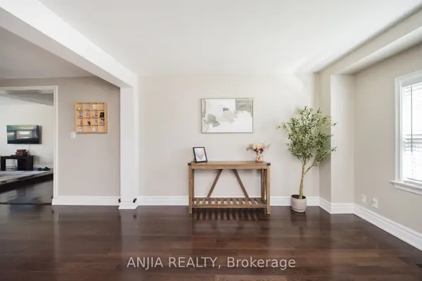 76 Adair RD, Toronto E03, ON M4B 1V7