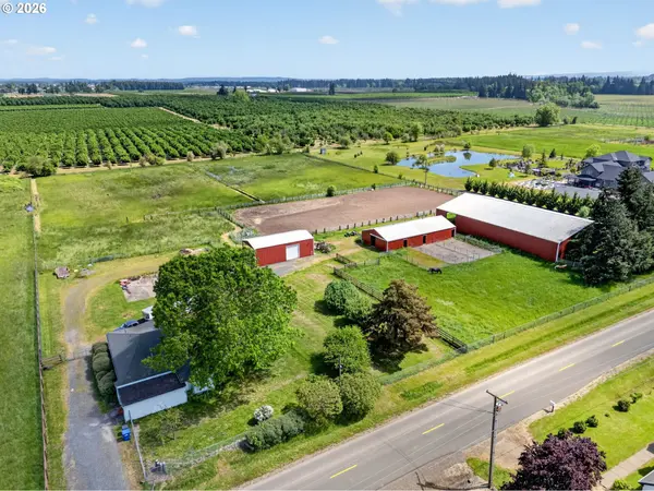 10093 NE WISEACRE LN, Aurora, OR 97002