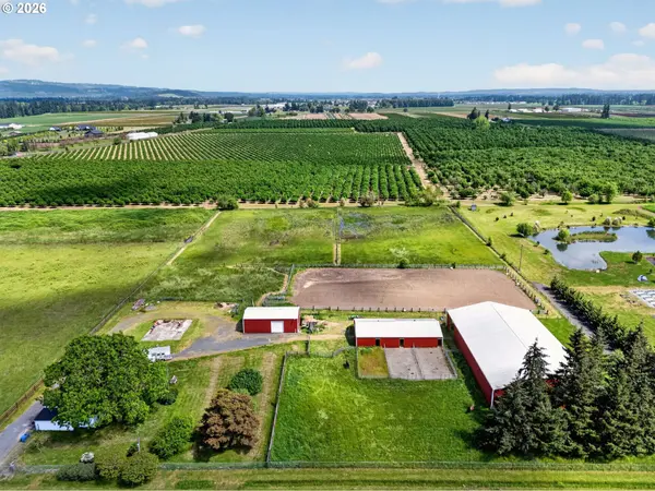 10093 NE WISEACRE LN, Aurora, OR 97002
