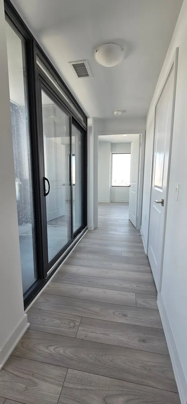 2920 Highway 7 RD #4208, Vaughan, ON L4K 0P4