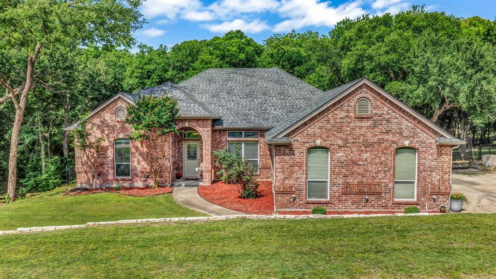 203 Mockingbird Lane, Aledo, TX 76008