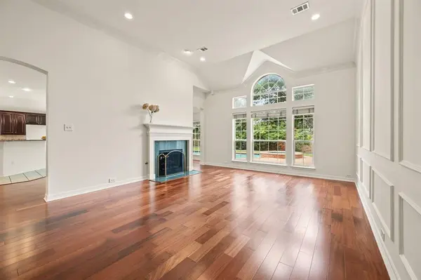 1306 Normandy Drive, Southlake, TX 76092