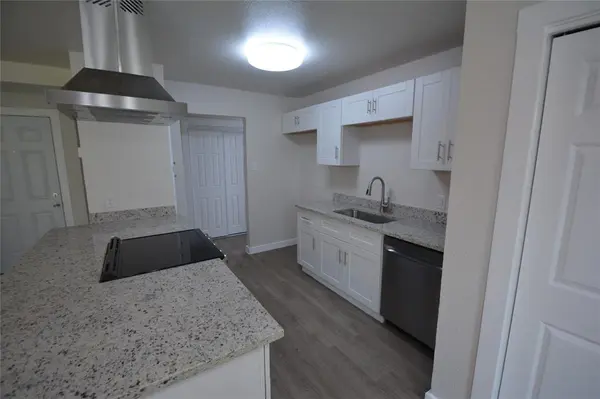 3829 Arnold Drive, Fort Worth, TX 76140