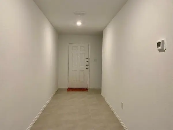 3232 Peyton Lila Road, Dallas, TX 75212