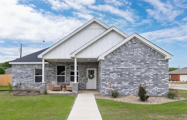 2112 Brooke Lane, Brownwood, TX 76801