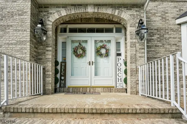 6 Diane Ct, Wayne Twp., NJ 07470