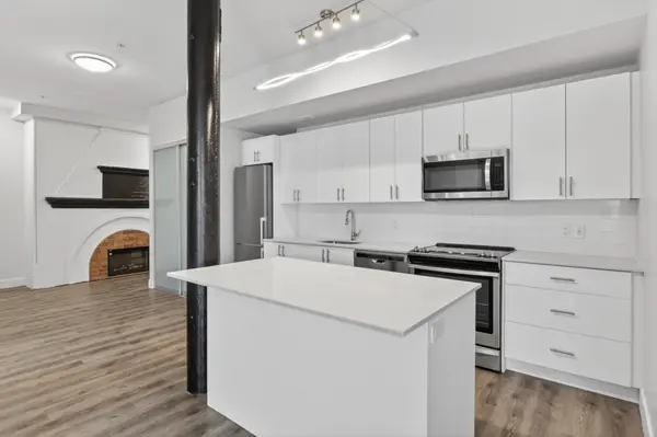 475 George ST N #202, Peterborough, ON K9H 0J4