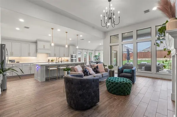1305 Alder Court, Aubrey, TX 76227