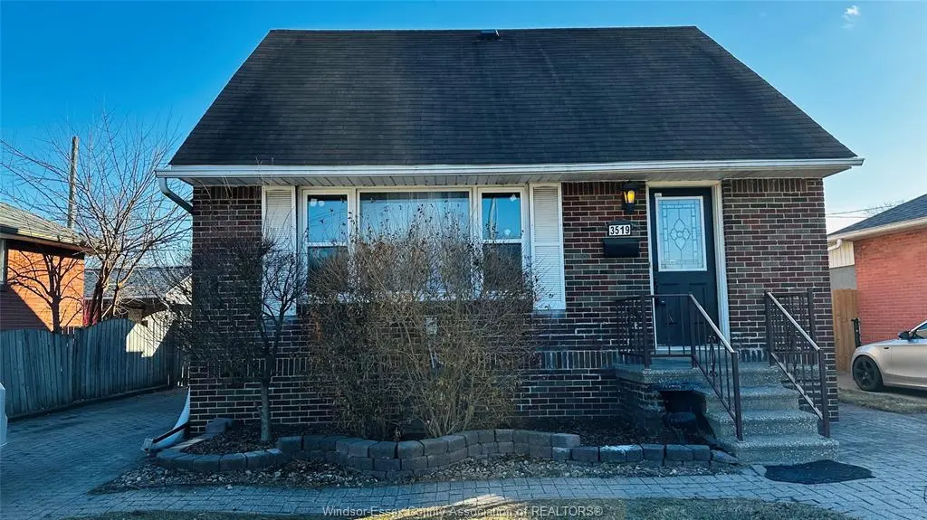 3519 TECUMSEH Road West, Windsor, ON N9C 2B6