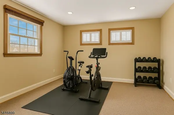 1091 Cambridge Lane, Bridgewater Twp., NJ 08807