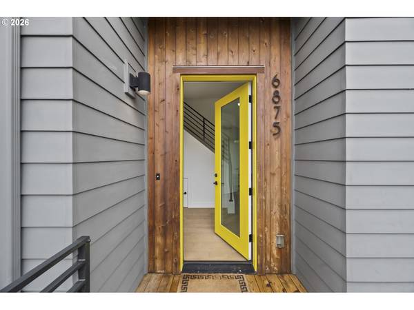 6875 N SALEM AVE, Portland, OR 97203