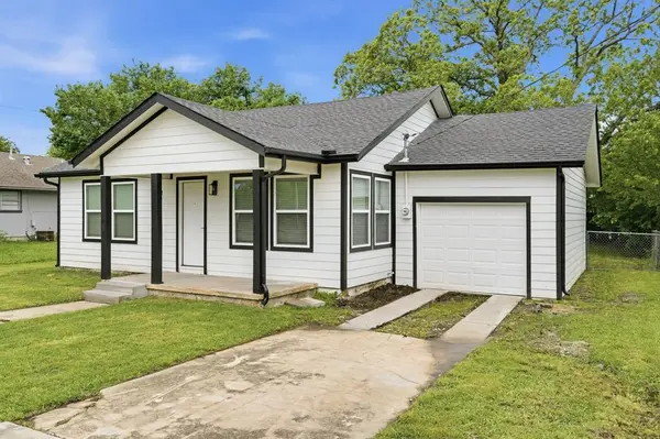 111 S 5th Street, Sanger, TX 76266