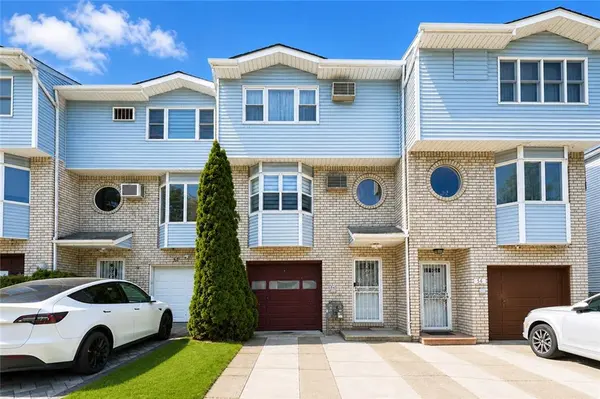 54 Rupert AVE, Staten  Island, NY 10314