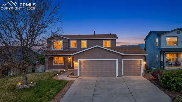 9480 Summit Mesa DR, Fountain, CO 80817