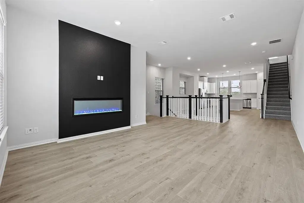 4831 Aldenbury Street, Dallas, TX 75228