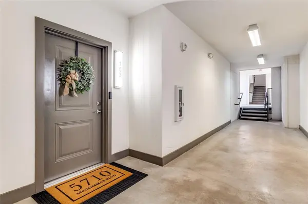 5710 Mccommas Boulevard #103, Dallas, TX 75206