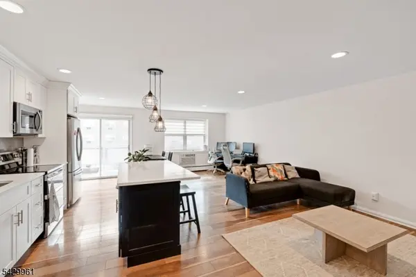 20 Jefferson St #A8, Hackensack City, NJ 07601