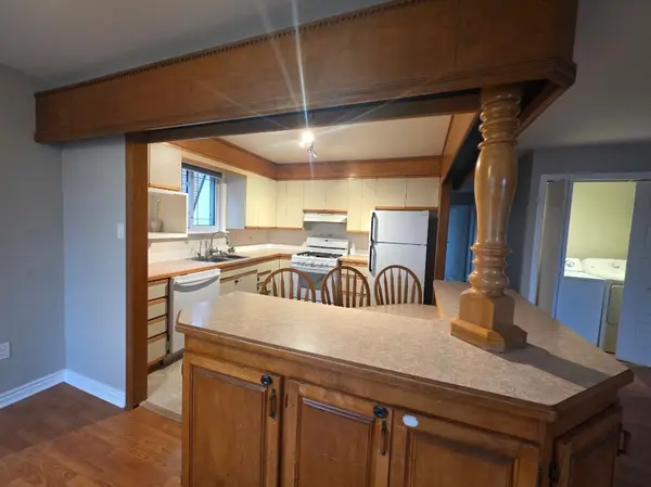 50 Farmingdale CRES, Barrie, ON L4M 5E5