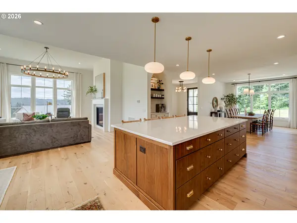 242 CORNERSTONE LN, Woodland, WA 98674