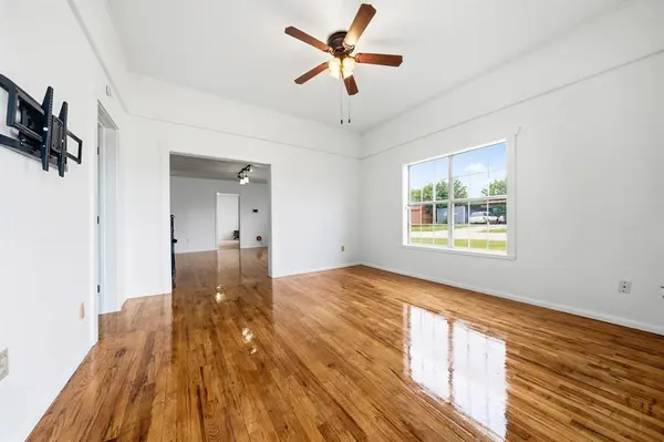 119 Avenue A, Walnut Springs, TX 76690