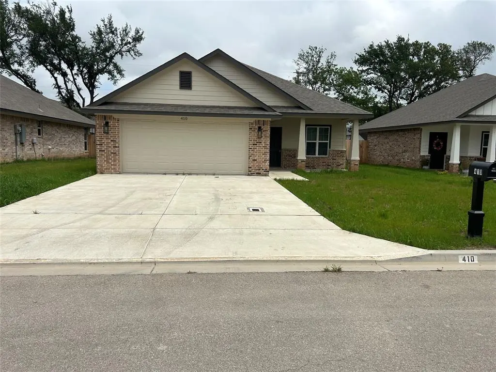 410 Conway Street, Lacy Lakeview, TX 76705