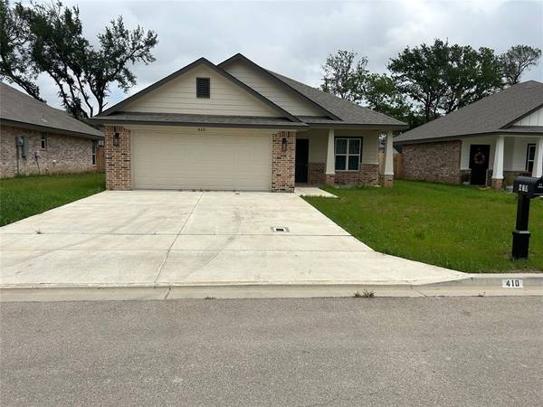 410 Conway Street, Lacy Lakeview, TX 76705