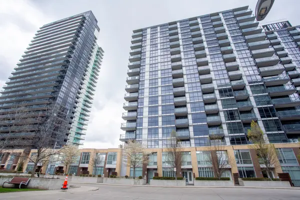 19 Singer CT #221, Toronto C15, ON M2K 0B2