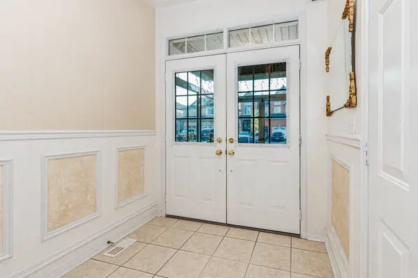 7 Cherryplum WAY, Brampton, ON L6S 6J8