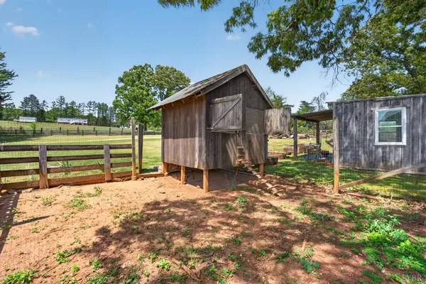 935 Turkey Mountain Rd., Amherst, VA 24521