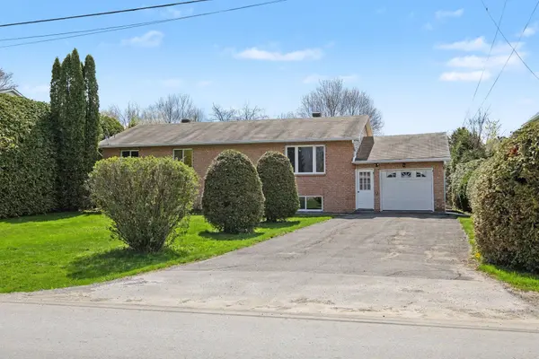 6294 Ottawa ST, Stittsville - Munster - Richmond, ON K0A 2Z0