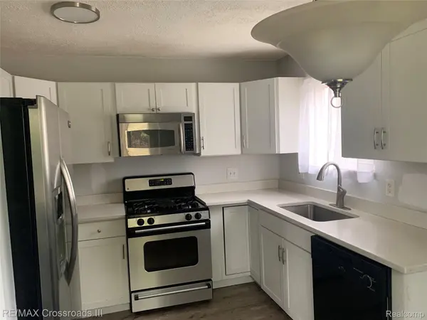 16630 Jackson ST, Taylor, MI 48180