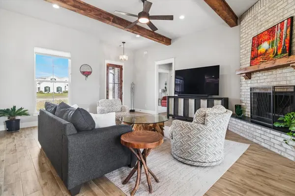 776 Cheyenne Trail, Trenton, TX 75490