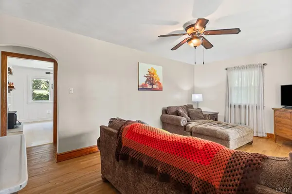10735 Henry RD, Henry, VA 24102