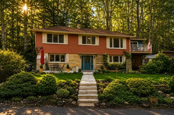 1343 Hidden Valley RD, Burlington, ON L7P 0T5
