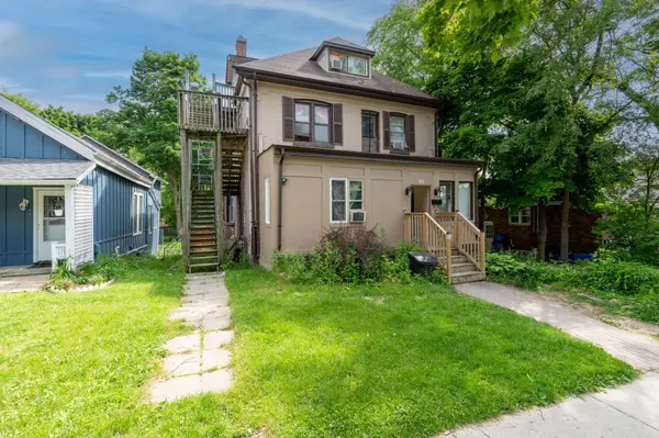 63 Mcdonald ST, Barrie, ON L4M 1P4