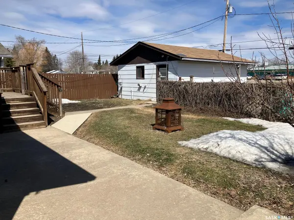 1103 3rd STREET W, Nipawin, SK S0E 1E0