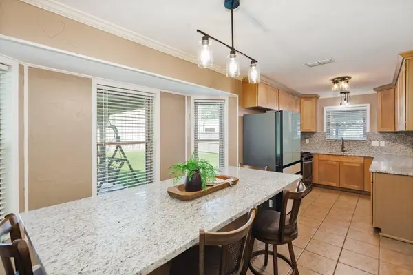 251 Alicia Street, Bowie, TX 76230